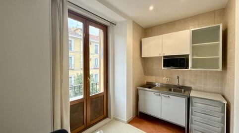 Foto 2 de Apartamento de alquiler en Calle Villa, Palacio,  Madrid Capital