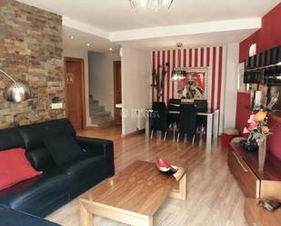 Living room of Flat for sale in Geldo  with Air Conditioner and Balcony