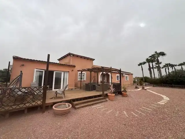 Country house with pool for sale in Dolores, imagen 2