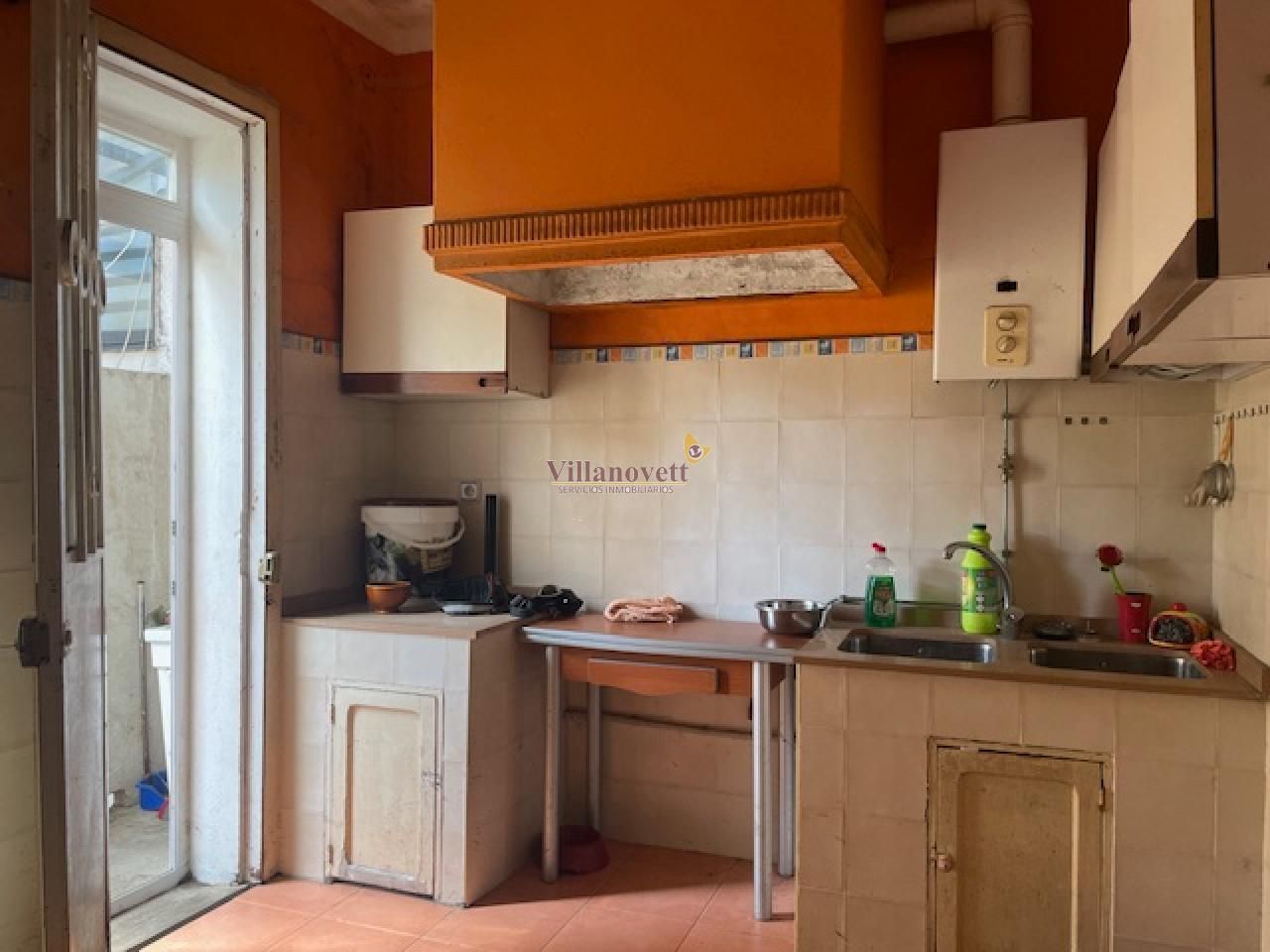 Cuina de Casa o xalet en venda en Vigo  amb Terrassa