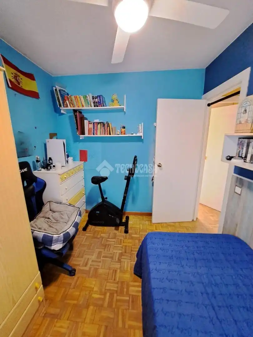 Schlafzimmer von Wohnung zum Verkauf in Parla mit Klimaanlage, Heizung und Parkett