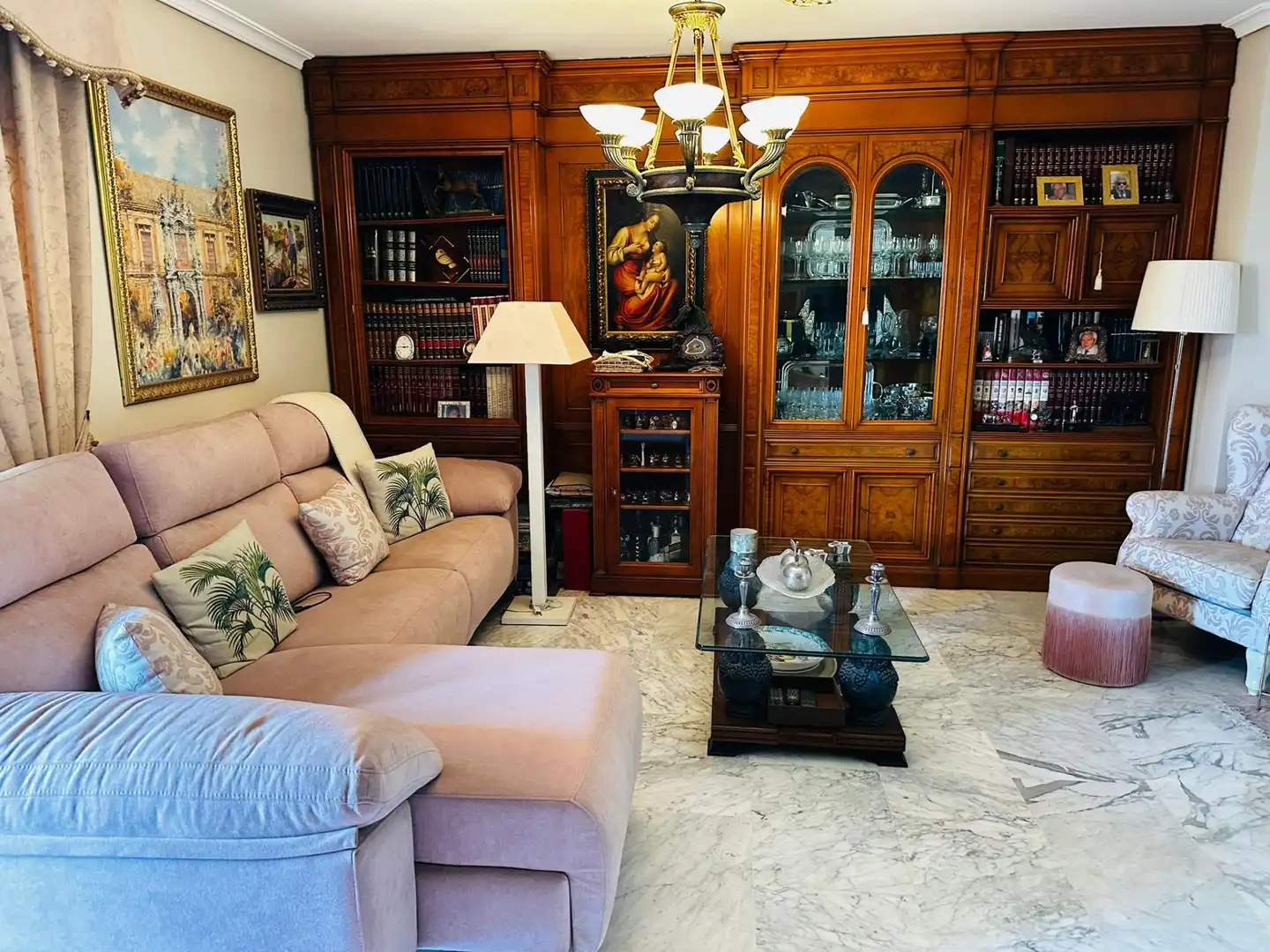 Sala d'estar de Àtic en venda en Córdoba amb Aire condicionat, Jardí privat i Terrassa