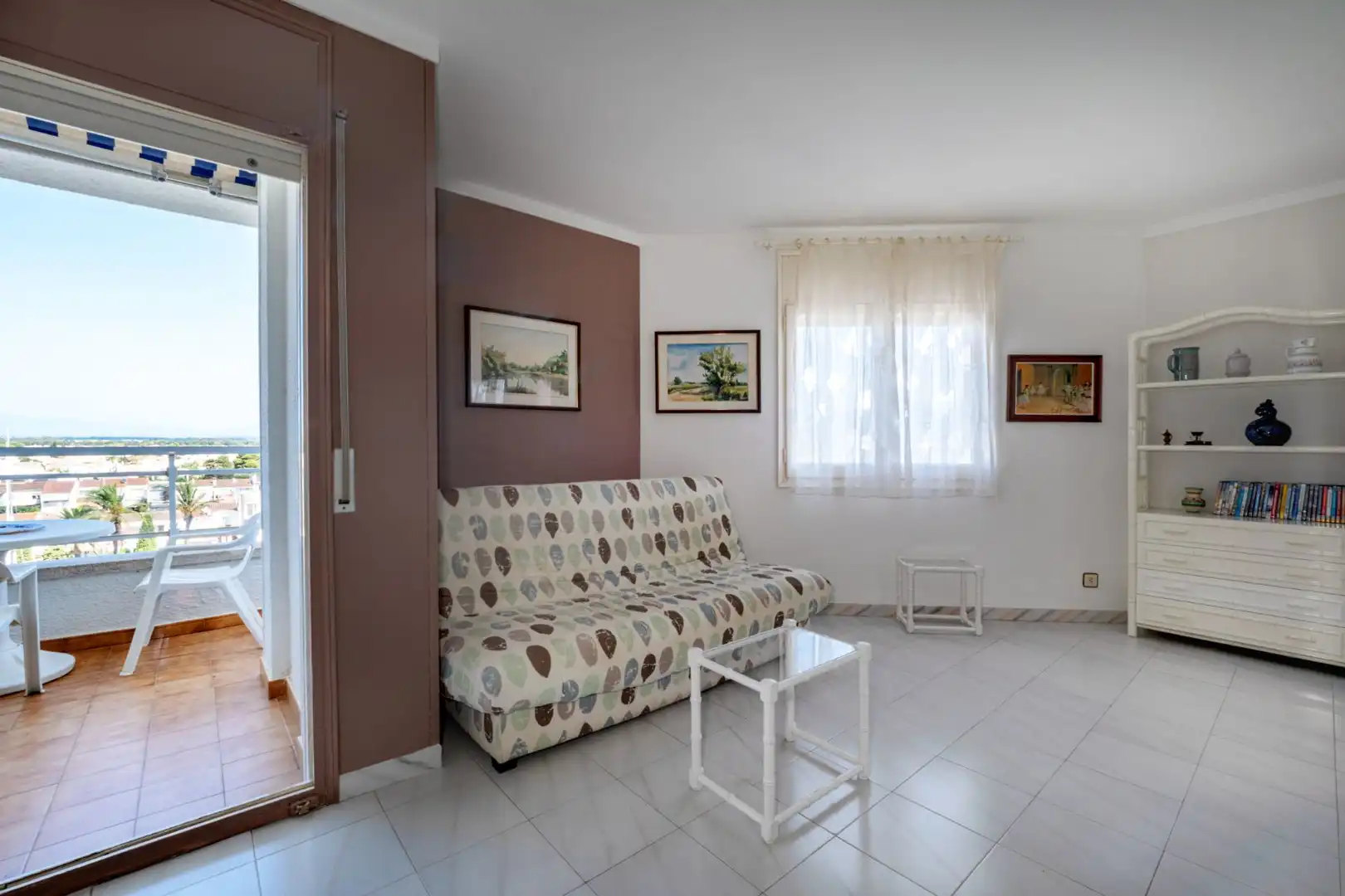 Sala de estar de Piso en venta en Empuriabrava con Piscina