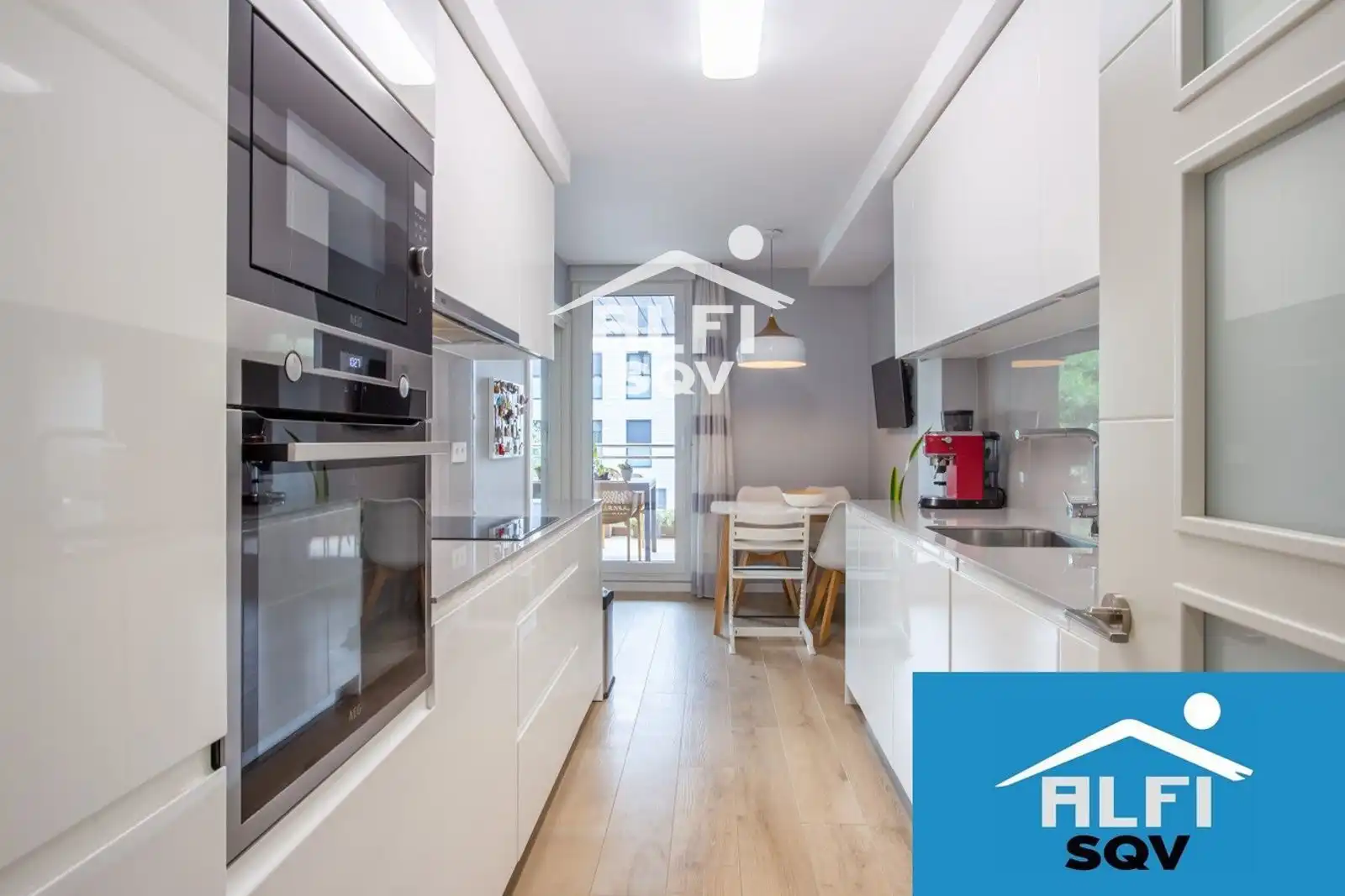 Kitchen of Flat for sale in Sant Cugat del Vallès  with Air Conditioner, Heating and Terrace