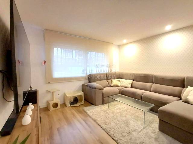 Casa adosada en Venta en Sector 3