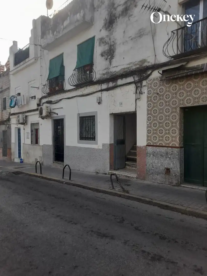 Pis en venda a AMANTINA COBOS