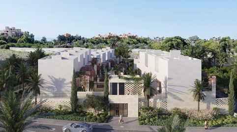 Planta baja con sótano a 300m de la playa. 3 dormitorios, 2 baños. Nueva milla de oro, Estepona, imatge 2
