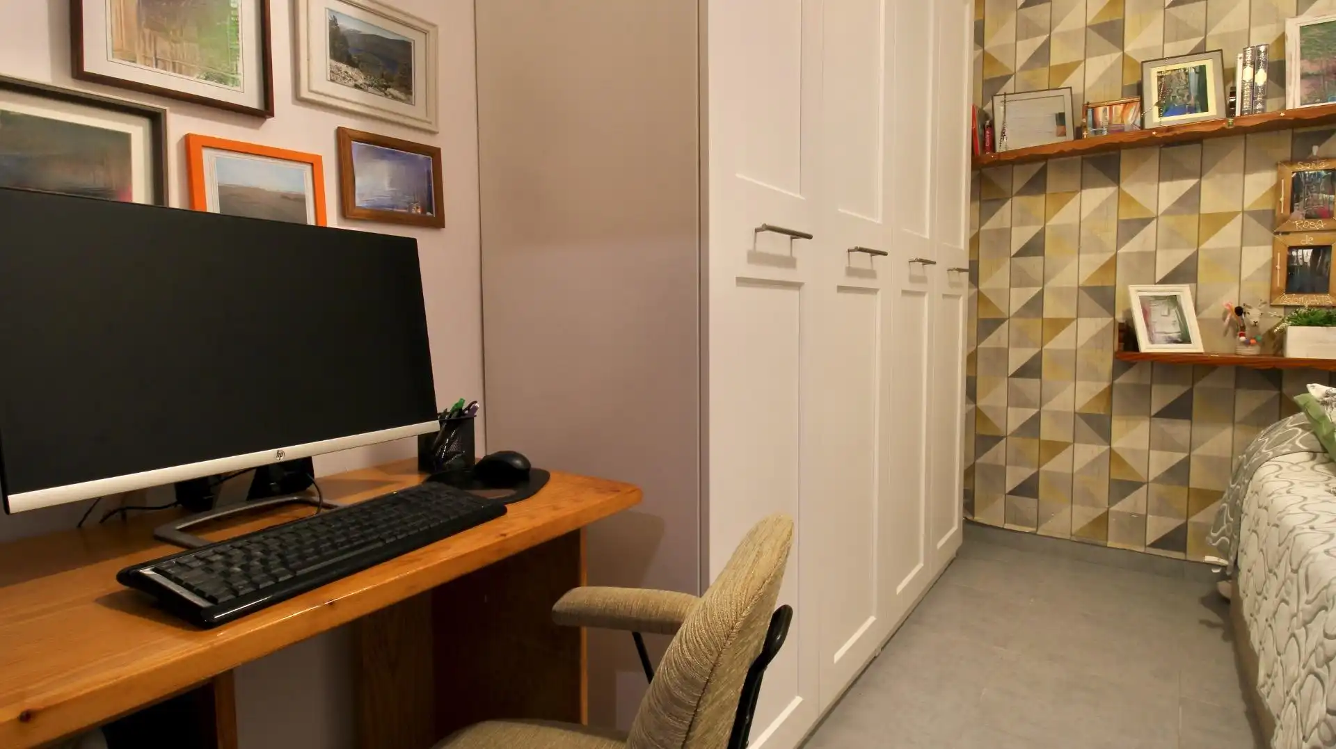 Casa aparellada amb terrassa en venda a Calle de la Gloria, imagen 40