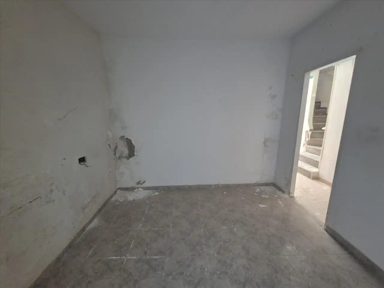 Einfamilien-Reihenhaus zum Verkauf in Baza