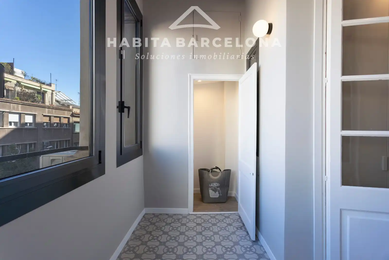 Piso en venta en Barcelona con Aire acondicionado, Calefacción y Parquet