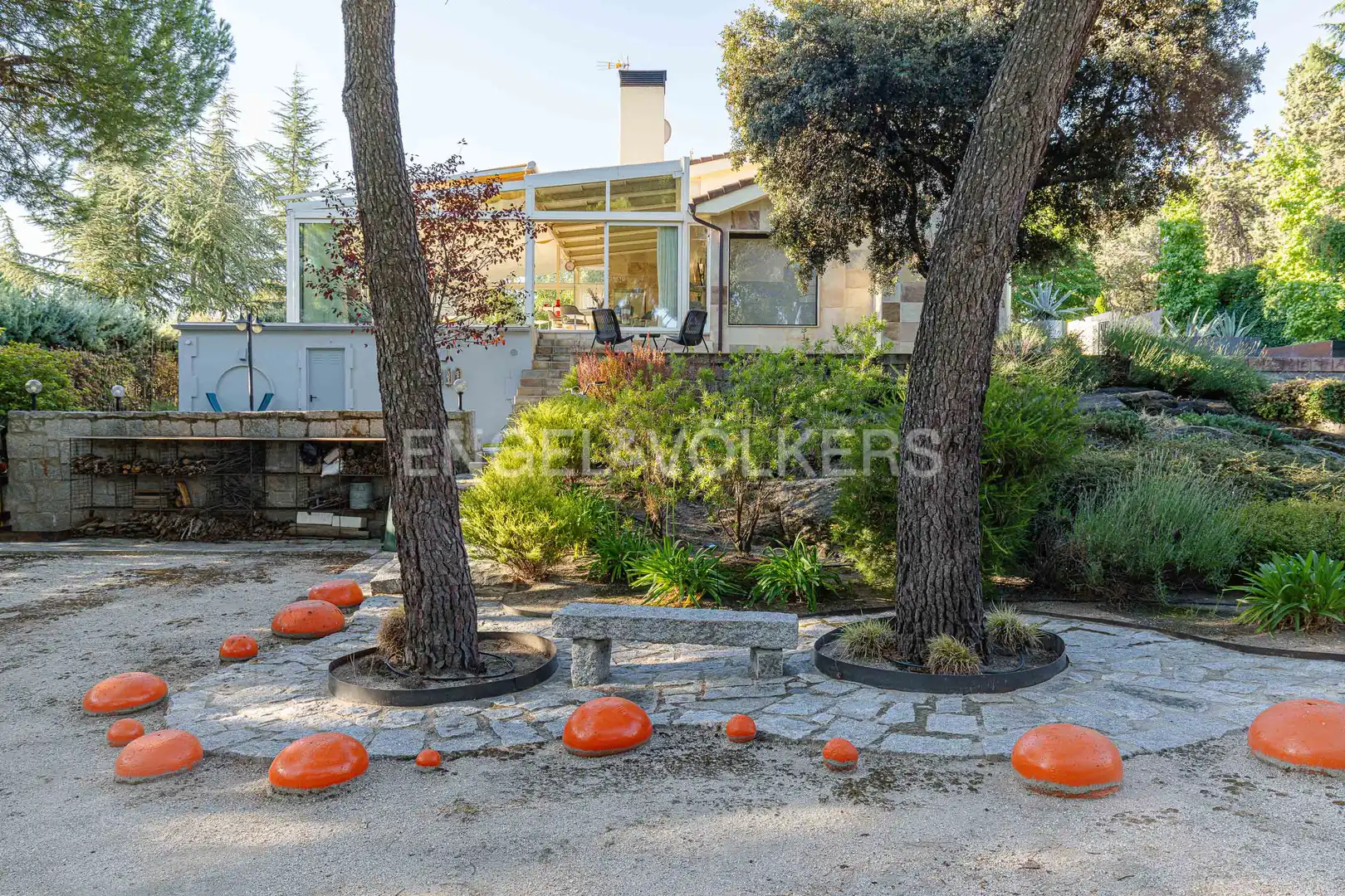 Vista exterior de Casa o xalet en venda en Galapagar amb Aire condicionat, Calefacció i Jardí privat