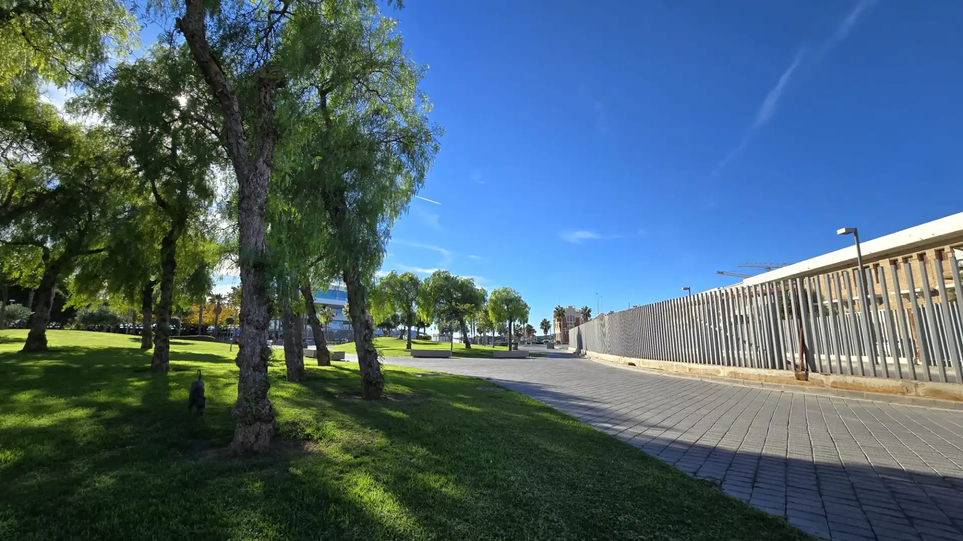 Exterior view of Flat for rent in Valencia  with Air Conditioner, Heating and Oven