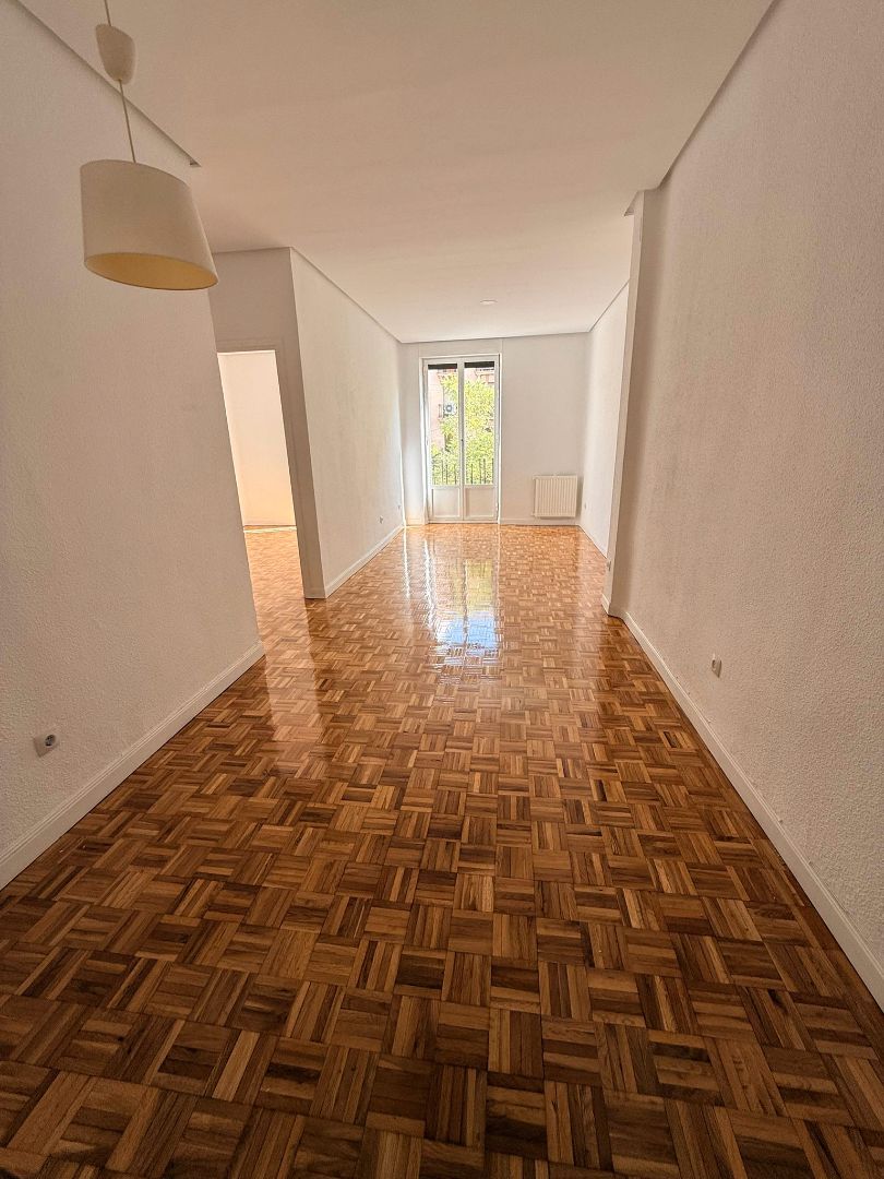 Piso de alquiler en Calle de Narváez, Goya, Barrio de Salamanca