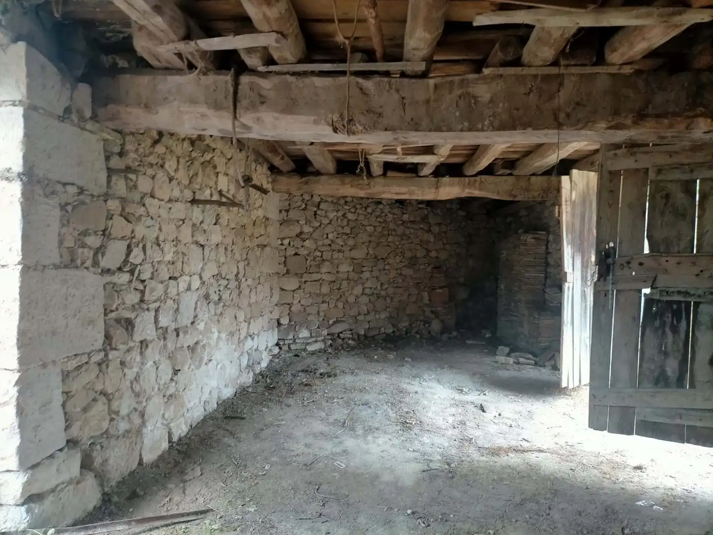 Casa adosada en venta en Valdegovia / Gaubea