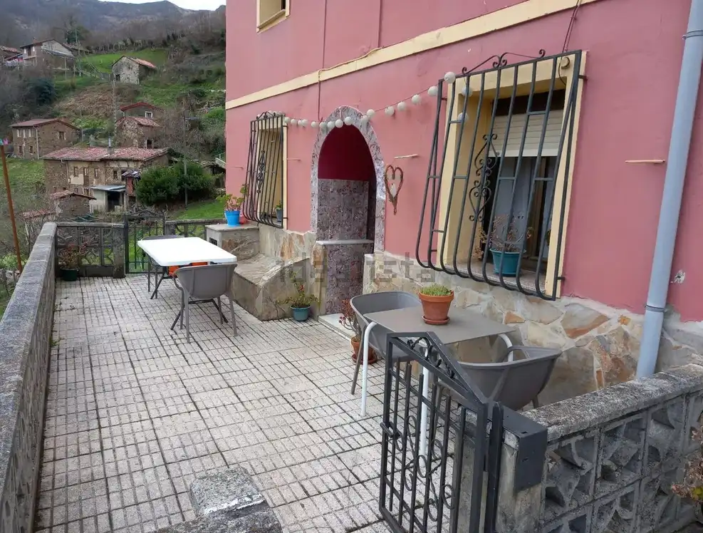 Terrassa de Casa adosada en venda en Langreo amb Terrassa