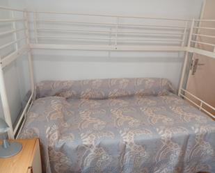 Flat to share in Calle de Belzunegui, Puerta Bonita, Carabanchel,  Madrid Capital