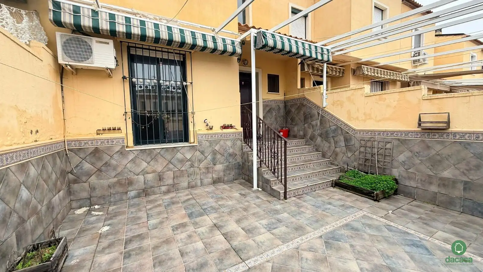 Casa adosada en venta en MAGNOLIAS, Núcleo urbano
