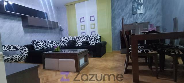 Piso en Alquiler en C. de Puentedey en Ensanche de Vallecas - La Gavia