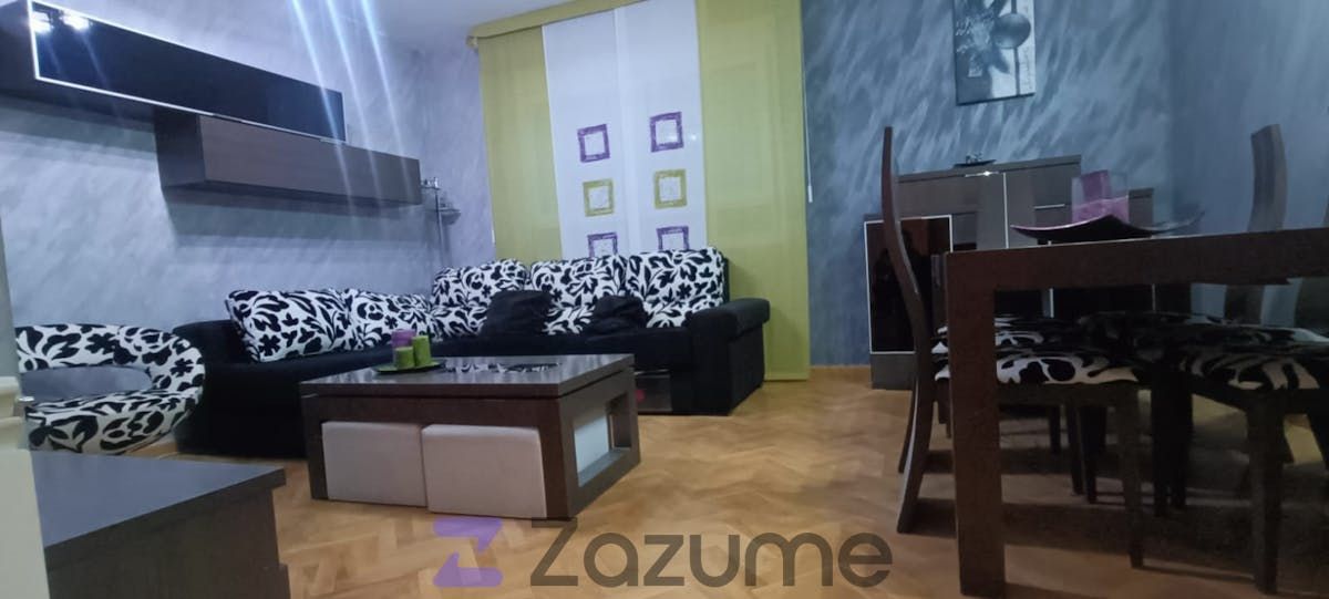 Sala d'estar de Pis de lloguer en  Madrid Capital amb Aire condicionat, Calefacció i Parquet