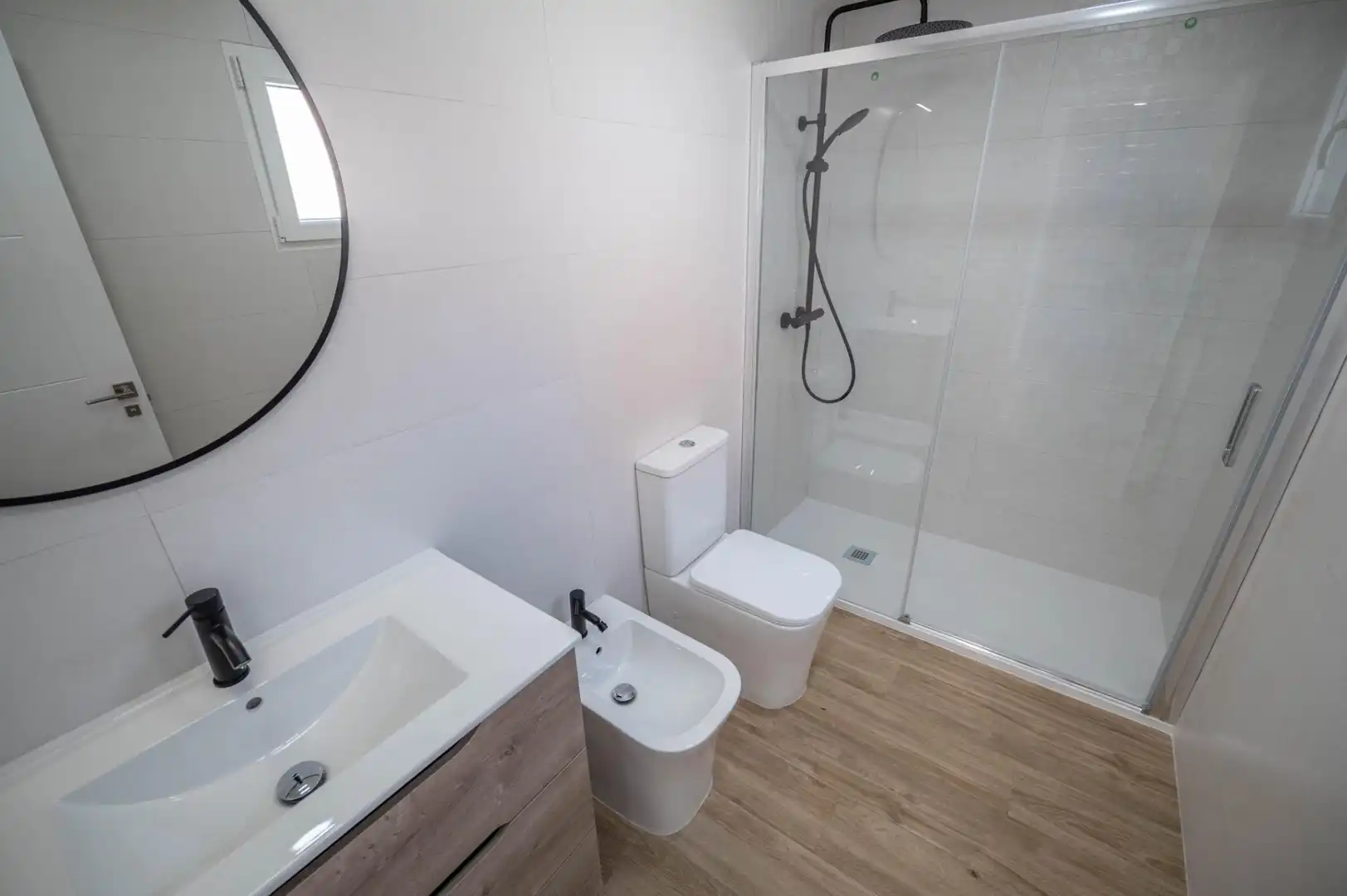 Bathroom of Attic for sale in Granada  with Air Conditioner, Heating and Private garden