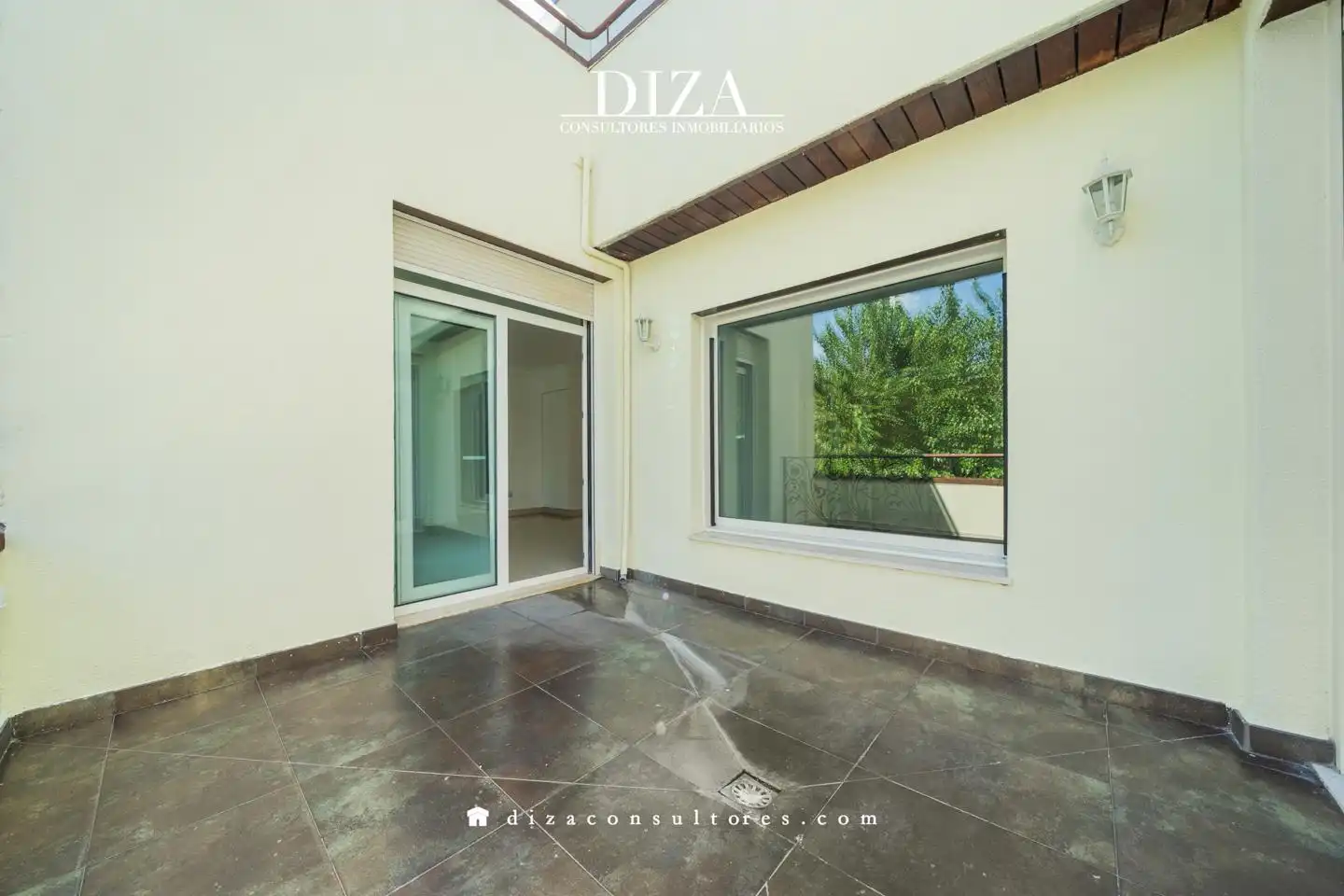 Terrace of Houses for rent in Madrid  with Air Conditioner, Heating and Private garden