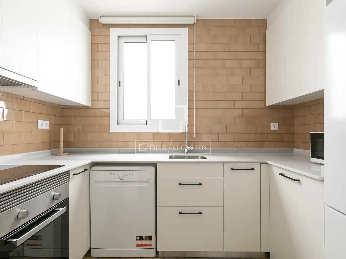 Cocina de Piso en venta en Barcelona con Aire acondicionado, Terraza y Amueblado