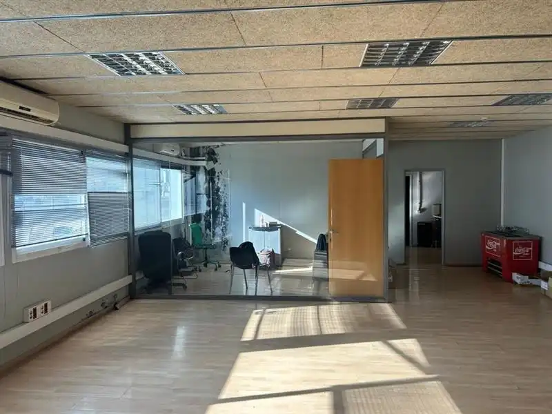 Nave industrielle avec ascenseur à louer à Carrer d'Europa 1, imagen 3