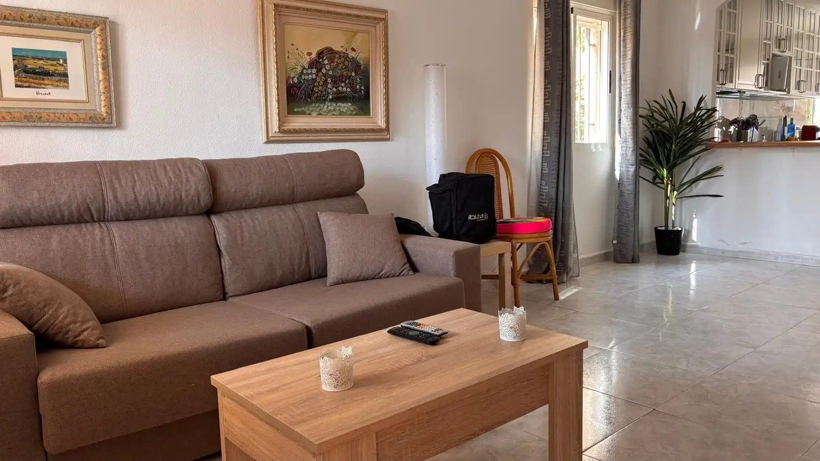 Sala d'estar de Casa o xalet en venda en Mazarrón amb Aire condicionat, Calefacció i Jardí privat
