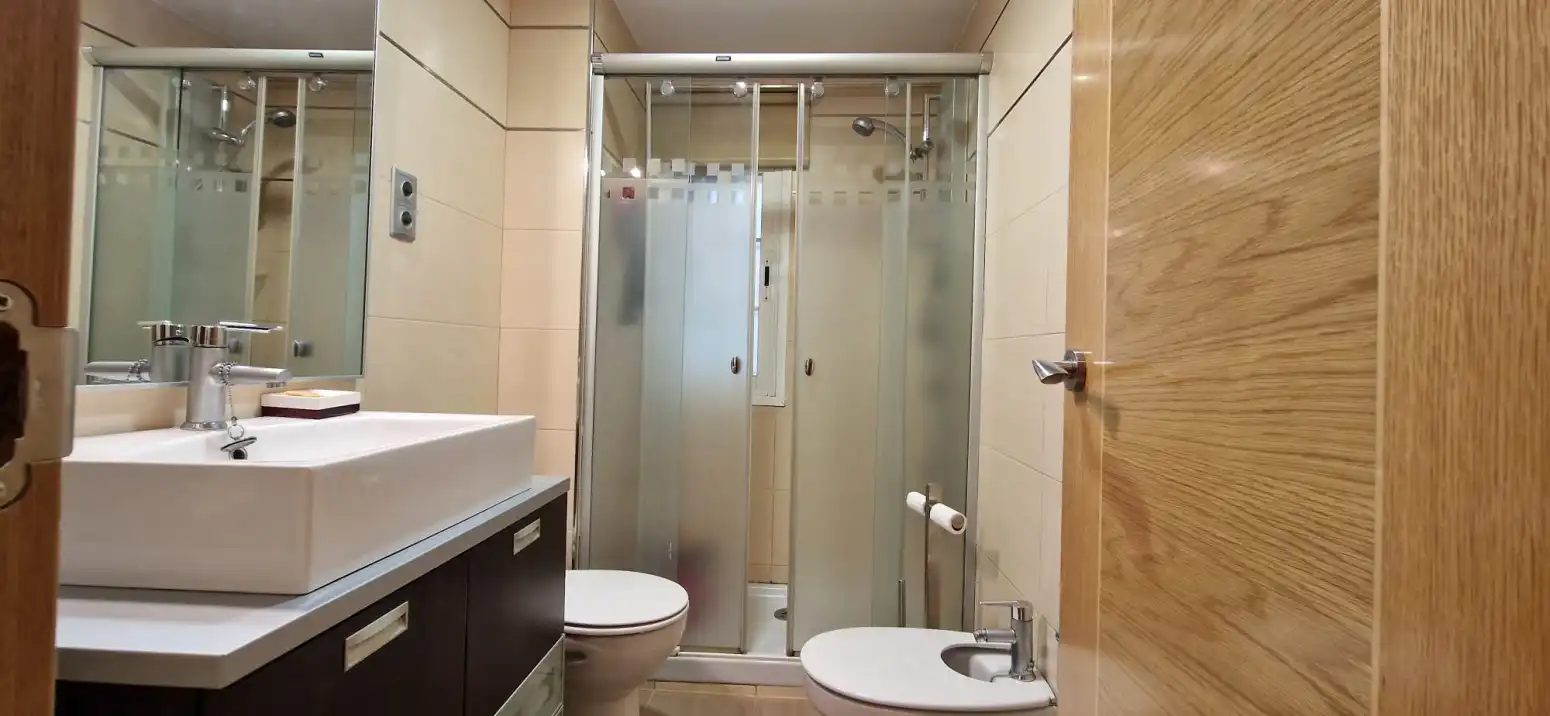 Baño de Piso en venta en Leganés con Calefacción y Terraza