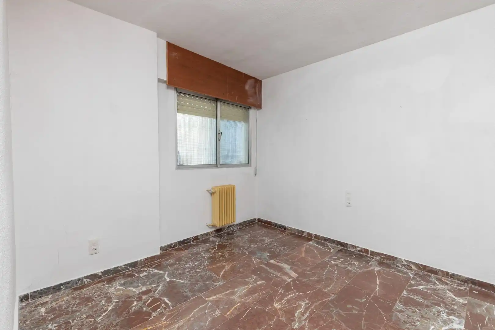 Schlafzimmer von Wohnung zum Verkauf in Granada mit Heizung, Terrasse und Balkon