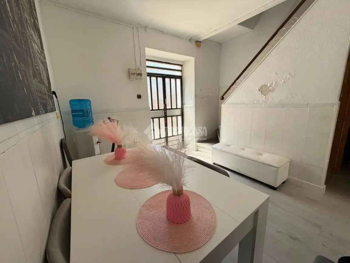 Casa adosada en venta en Torredonjimeno