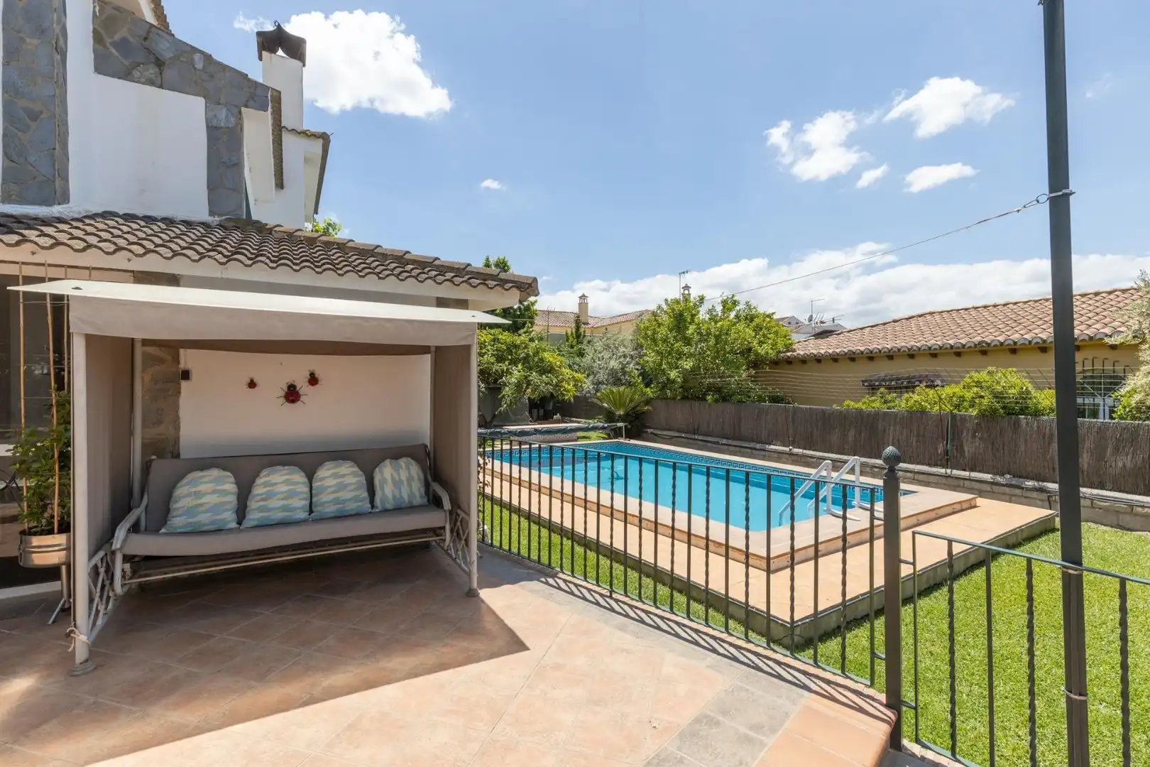 Casa o chalet en venta en Calle Calle Borgoña, Villa de Otura