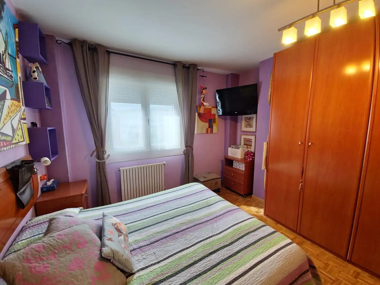 Schlafzimmer von Wohnung zum Verkauf in Fabero mit Heizung
