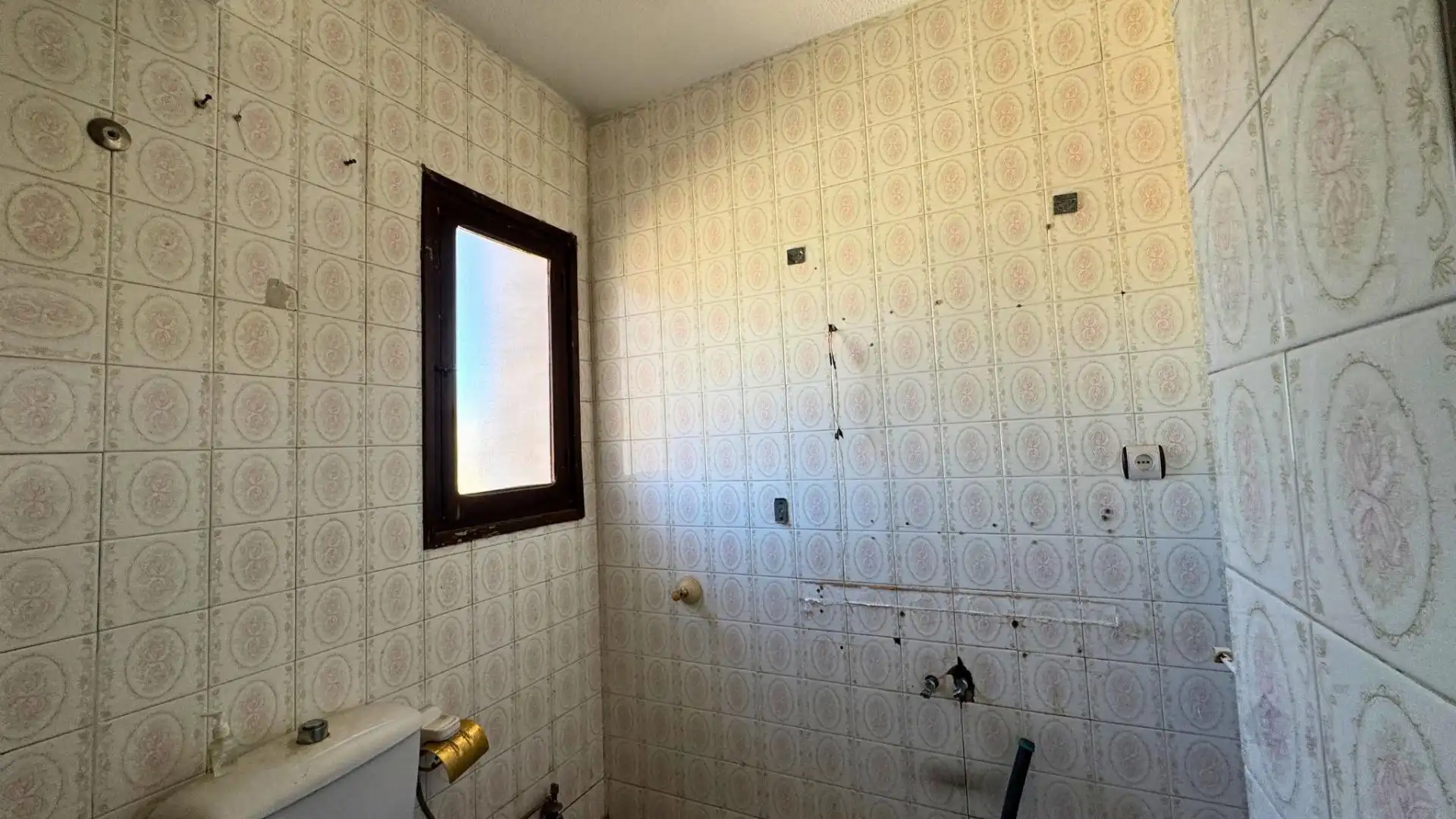 Baño de Piso en venta en Elda con Balcón
