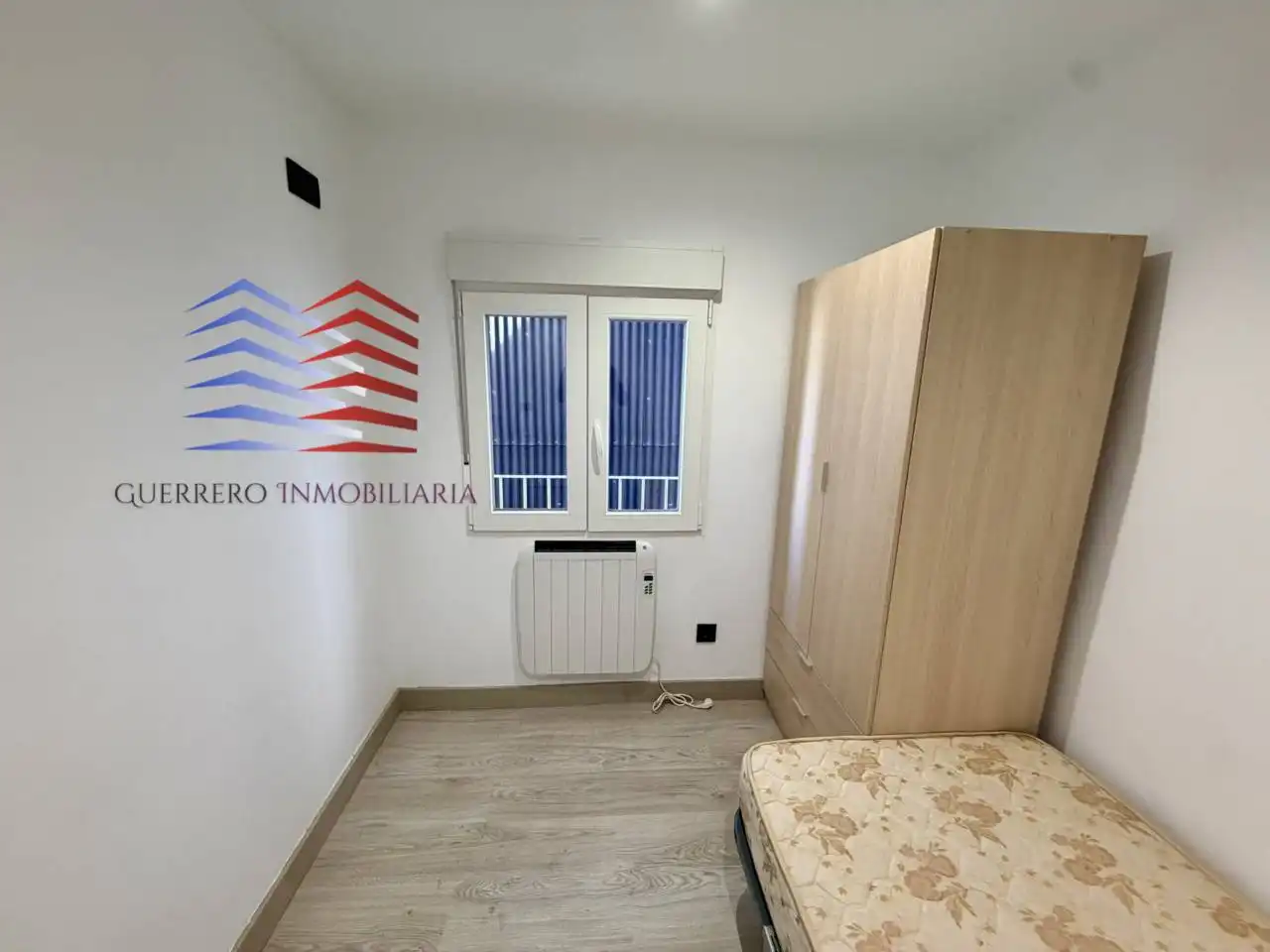 Bedroom of Flat for rent in Ourense Capital   with Heating, Storage room and Furnished