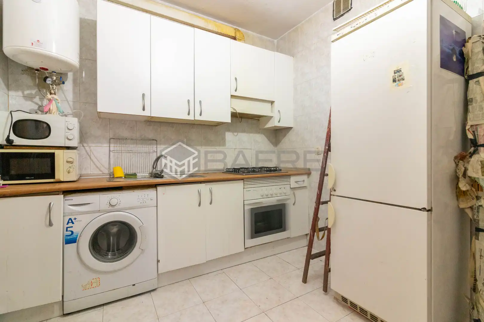 Kitchen of Flat for sale in Madrid