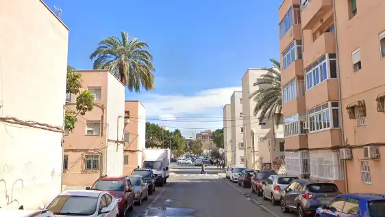 Vista exterior de Pis en venda en Almería