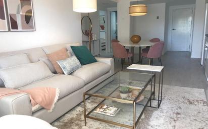 Sala d'estar de Dúplex en venda en Fuengirola amb Calefacció, Terrassa i Traster