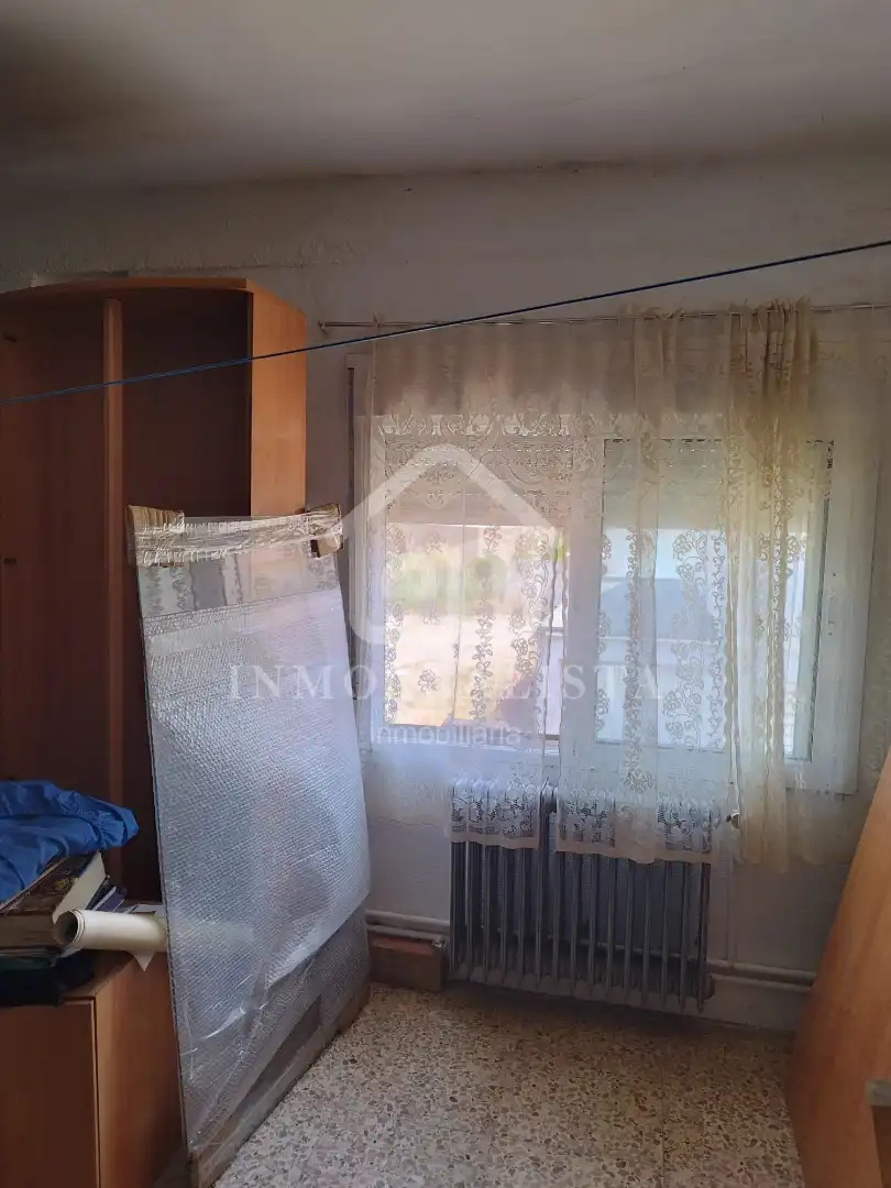 Bedroom of Houses for sale in Requena  with Air Conditioner, Terrace and Storage room