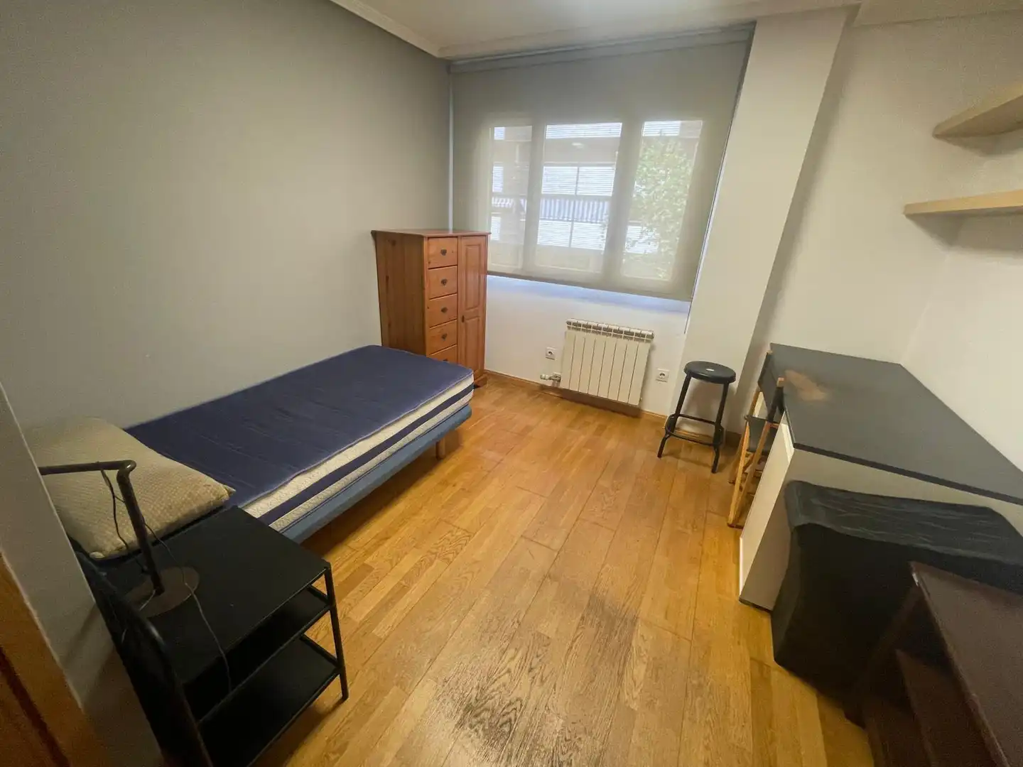 Habitación de Piso de alquiler en Zaragoza con Aire acondicionado, Calefacción y Parquet