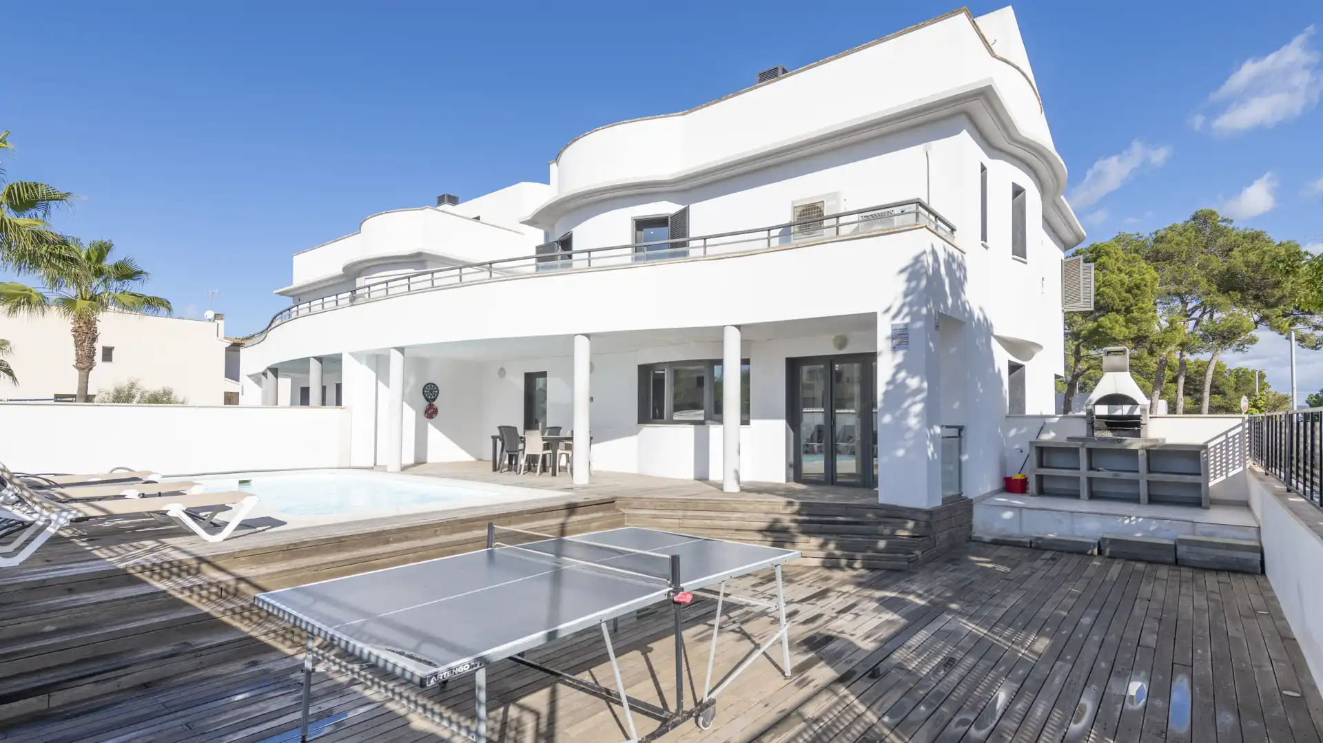 Vista exterior de Casa o xalet en venda en  Palma de Mallorca amb Aire condicionat, Calefacció i Terrassa