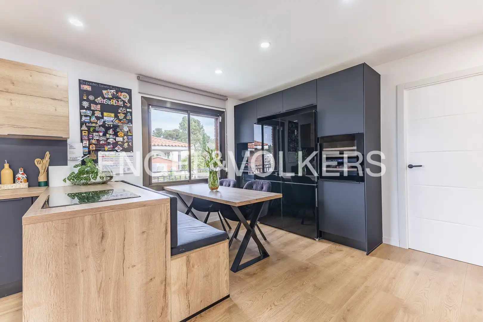 Cocina de Casa adosada en venta en Terrassa con Aire acondicionado, Calefacción y Jardín privado