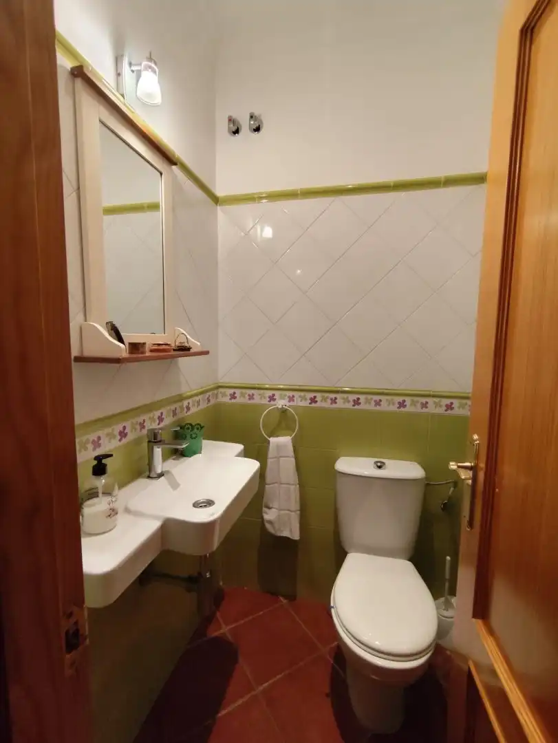 Bany de Casa o xalet en venda en Hinojos amb Aire condicionat, Calefacció i Jardí privat