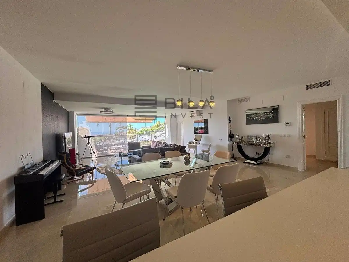 Comedor de Casa adosada en venta en Marbella con Aire acondicionado, Terraza y Trastero