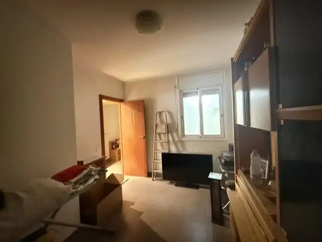 Dormitori de Pis en venda en Sabadell amb Calefacció i Balcó