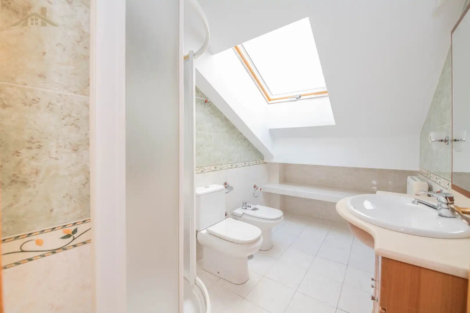 Baño de Dúplex en venta en Navalcarnero con Aire acondicionado, Calefacción y Terraza