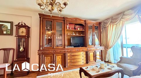 Foto 4 de Piso en venta en Calle Betanzos, Valderas - Los Castillos, Alcorcón