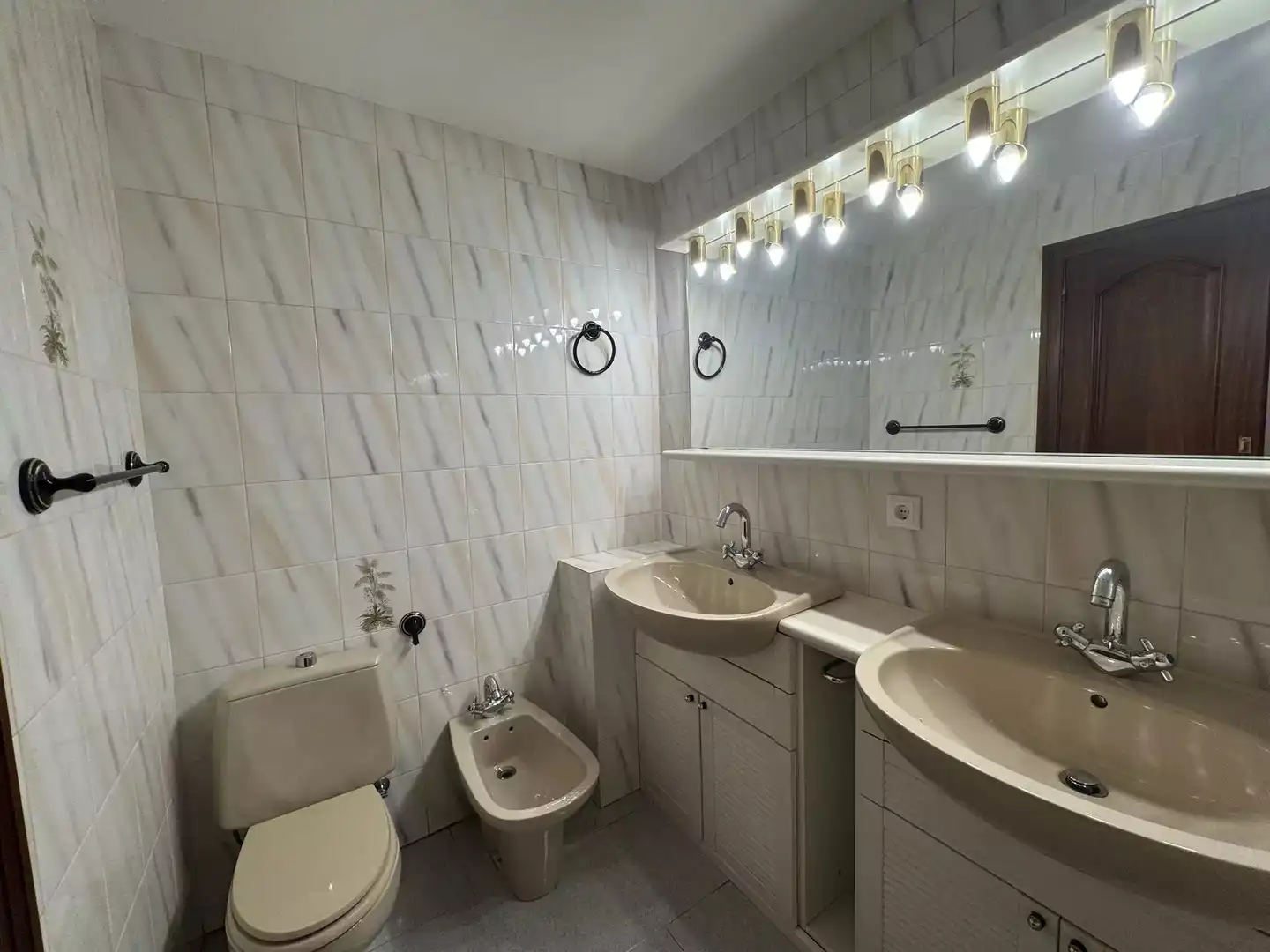 Bathroom of Houses for sale in Girona  with Air Conditioner, Heating and Terrace