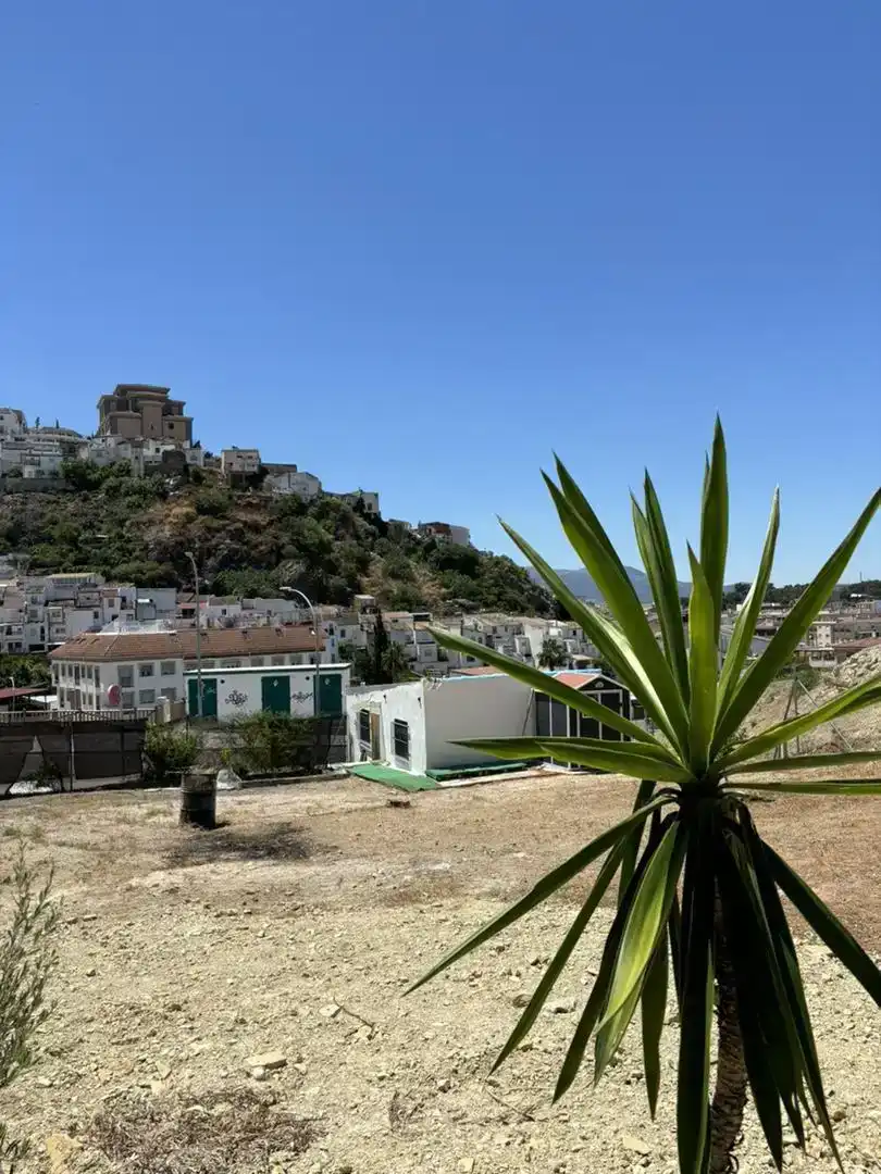 Vista exterior de Finca rústica en venda en Martos amb Jardí privat, Moblat i Rentadora