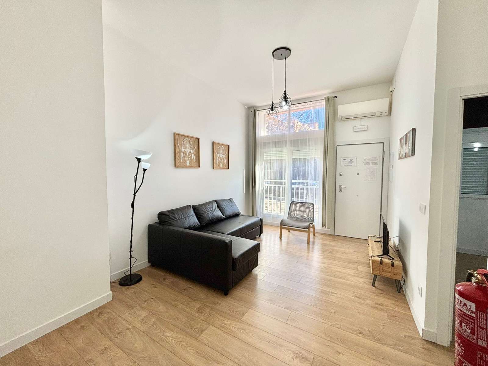 Sala d'estar de Estudi per a compartir en  Madrid Capital amb Aire condicionat i Terrassa